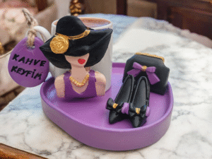 Alternative view of “Zarafetin Kahve Hali – Mor aşkına (Taş Toz kişilik )u Fincan Seti 1