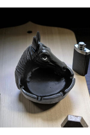 Alternative view of "At Başlı Şık Tasarım Küllük – Taş Tozundan Dekoratif El Yapımı"