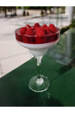 Çilek Rüyası Cam Kadeh Mum -çilek kokulu-