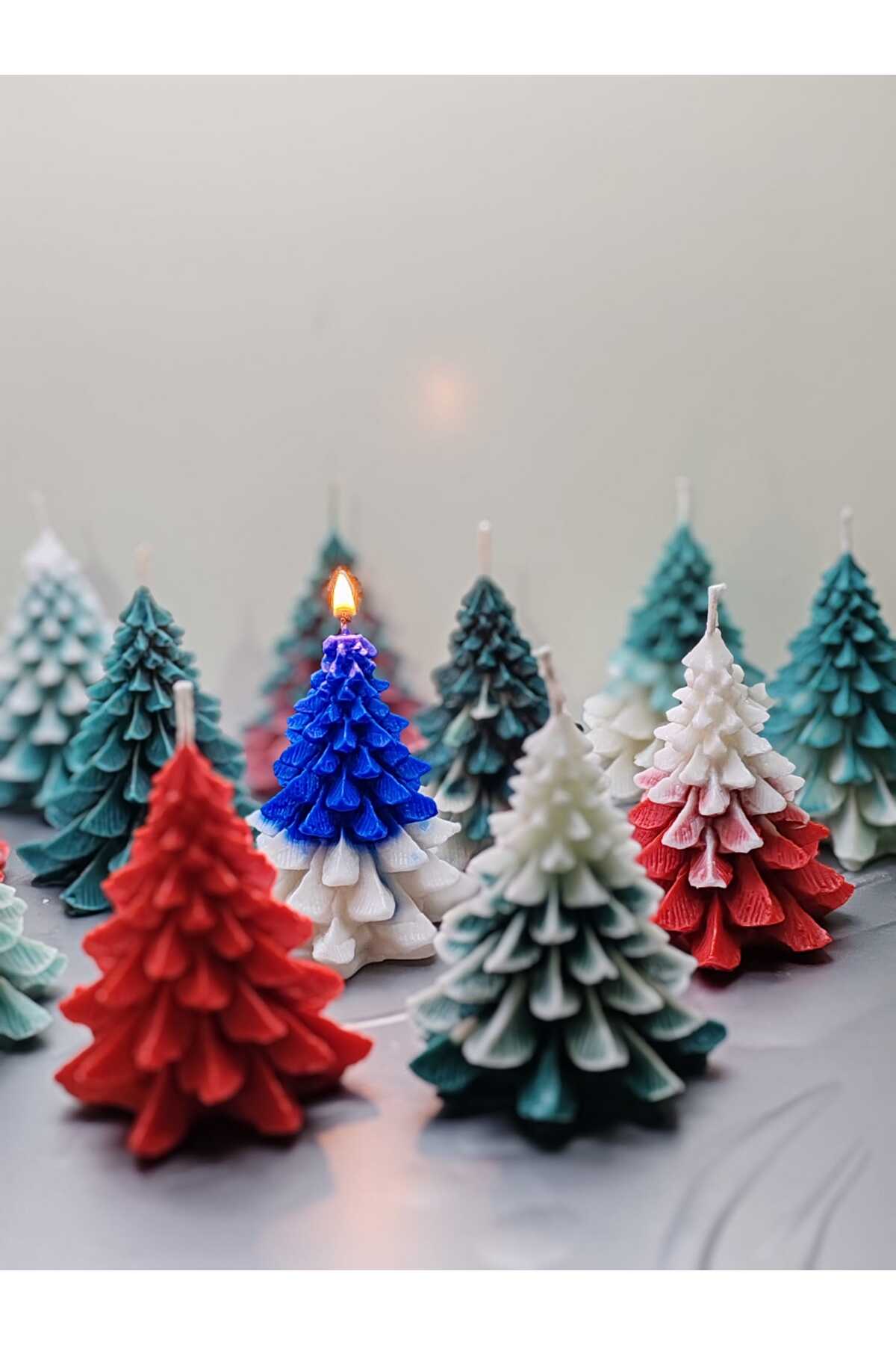 5'li El Yapımı Çok Renkli Çam Ağacı Mum Seti – Dekoratif Yılbaşı Mumu
